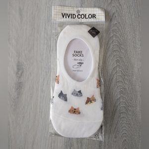 White No-Show Cat Socks